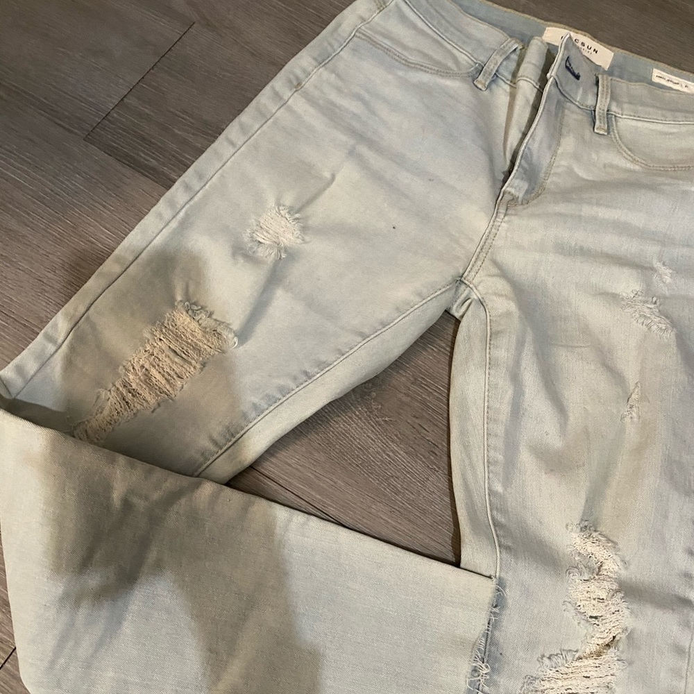 Jeans - Picture 2 of 4